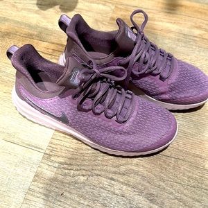 Nike renew size 9 like new